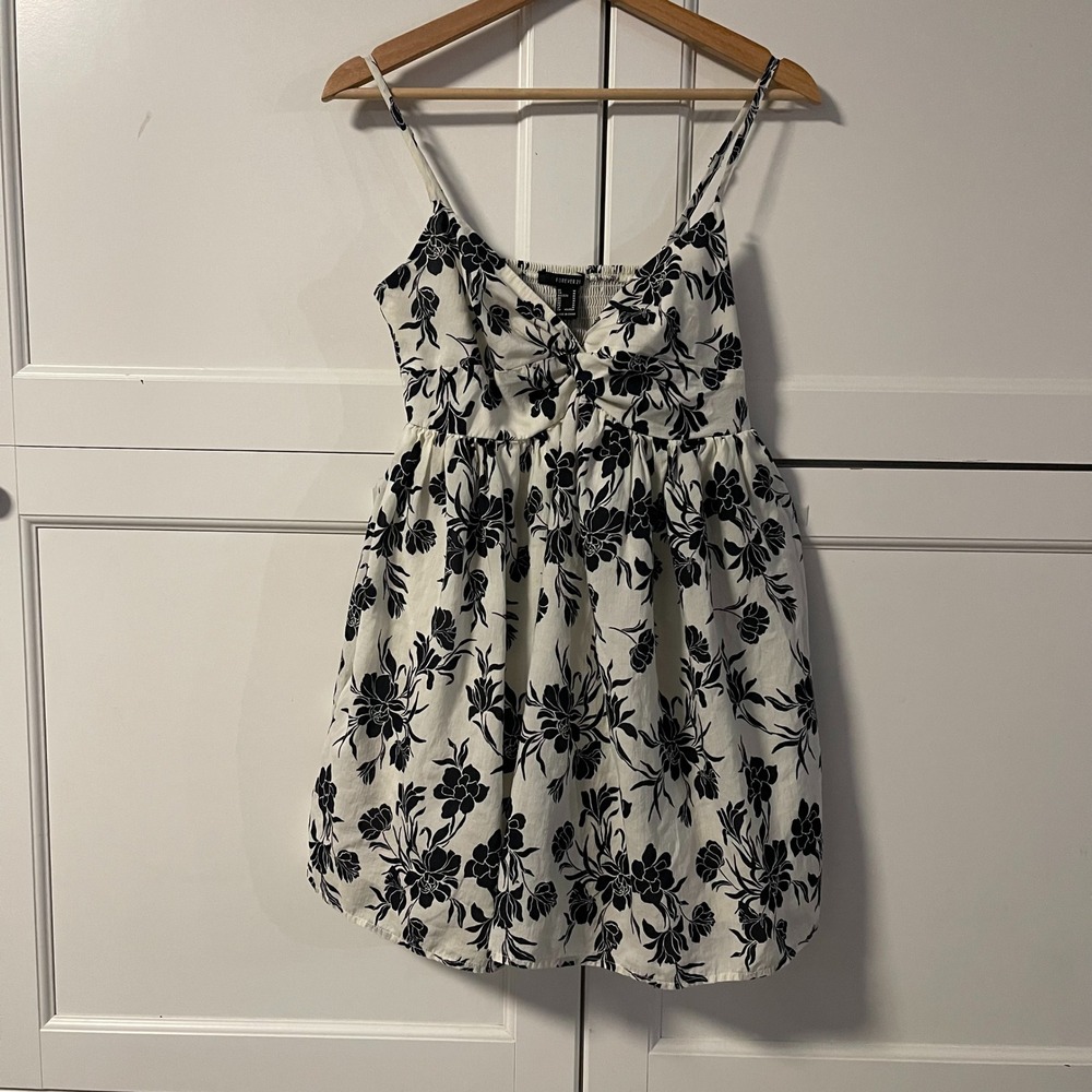 Forever 21 Floral Mini Dress Black White Tie Front Smocked Back Medium